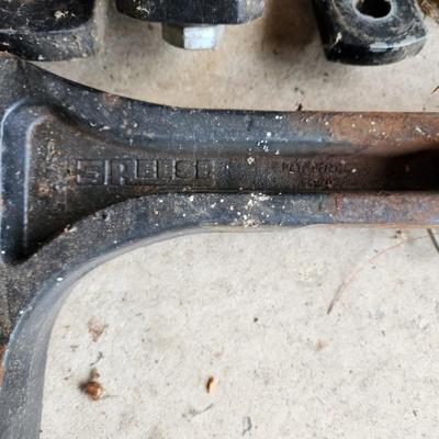 Lot of 5 Trailer Hitches Hitch Bar, Putnam Receiver , Reese Hitch