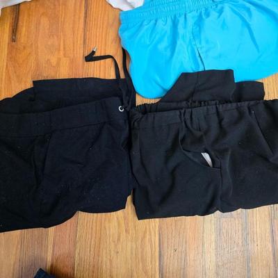 Women's pants and slacks Size 8 - 10 pair!