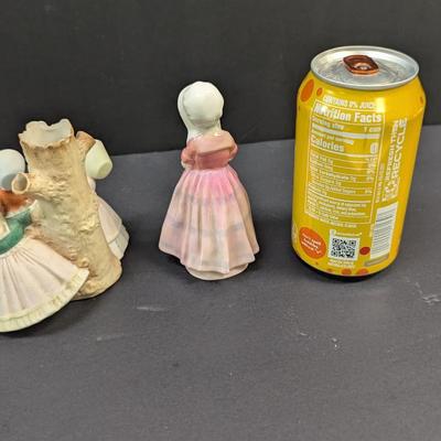 Sale Photo Thumbnail #622: Porcelain Figurine 3 Girls Dancing Around A Tree