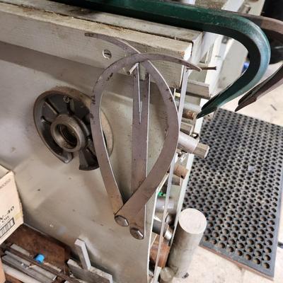 Vintage South Bend Lathe Works 644R includes all parts Cabinet and contents