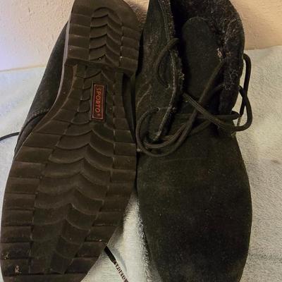 Two pair of flats - Grasshoppers = Yuu - and a pair of low style boots
