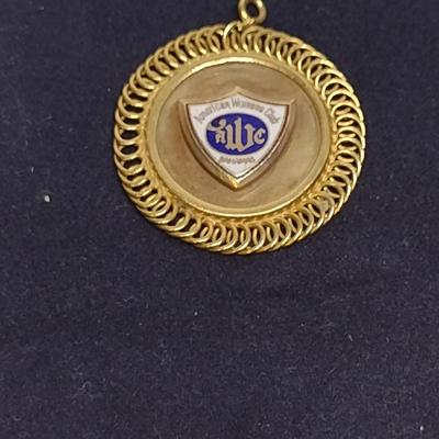 10 Karat Yellow Gold American Women's Club Pendant- Approx Total Weight 10.0 Grams (#56)