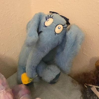 Children's plush animals with vintage Horton and Pooh bear!