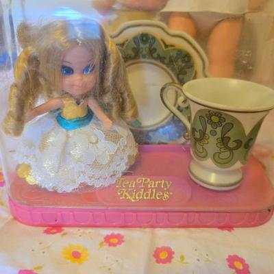 Vintage baby dolls - Baby go bye bye - Kerry doll - Tea Party Kiddle and more