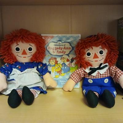 Raggedy Ann & Andy dolls and DVD movie with a discovery kids aquarium and a pair of funny glasses