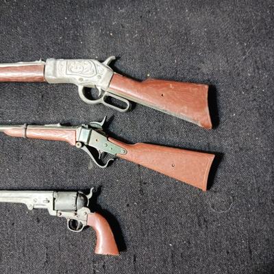 3 SMALLER TOY GUNS