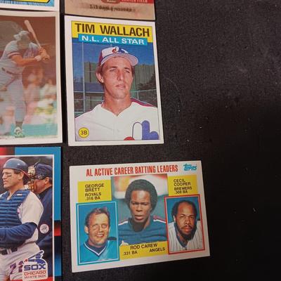 A VARIETY OF BASEBALL TRADING CARDS (3)