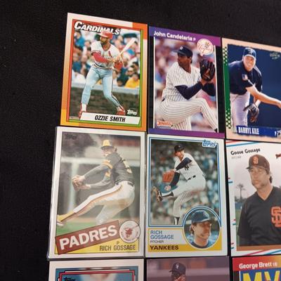 A VARIETY OF BASEBALL TRADING CARDS (3)