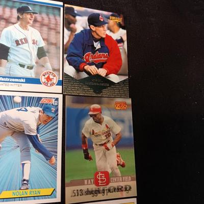A VARIETY OF BASEBALL TRADING CARDS (3)