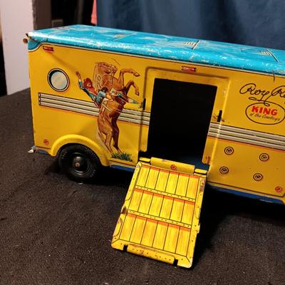 ROY ROGERS TRIGGER & TRIGGER JR TIN LITHO TOY SEMI TRAILER