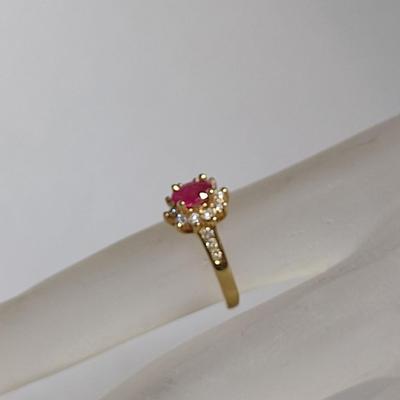 14 Karat Yellow Gold Ring with Gemstone and Diamonds- Approx Size 3 1/4 and Total Weight 3.2 Grams (#59)