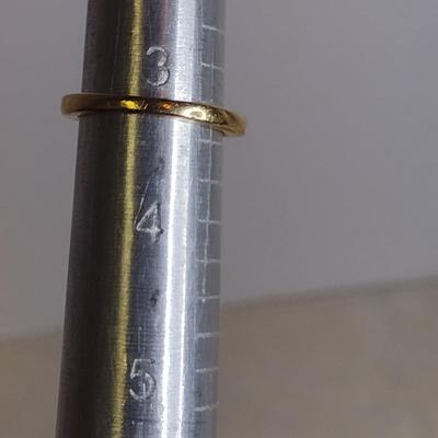 14 Karat Yellow Gold Ring with Gemstone and Diamonds- Approx Size 3 1/4 and Total Weight 3.2 Grams (#59)