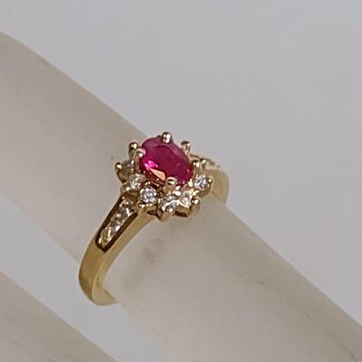 14 Karat Yellow Gold Ring with Gemstone and Diamonds- Approx Size 3 1/4 and Total Weight 3.2 Grams (#59)