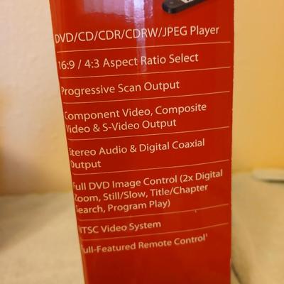 Brand new DVD/CD/CDR/CDRW/JPEG player with several DVD movies