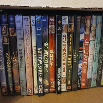 Brand new DVD/CD/CDR/CDRW/JPEG player with several DVD movies