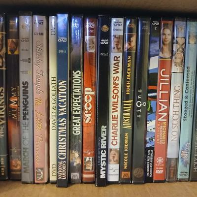 Brand new DVD/CD/CDR/CDRW/JPEG player with several DVD movies