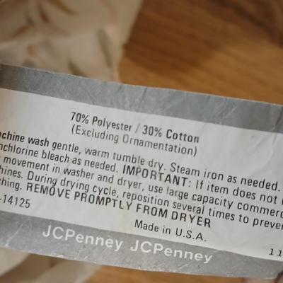 JC Penny quilted bedspread blanket with matching pillowcases and two additional blankets for added warmth!