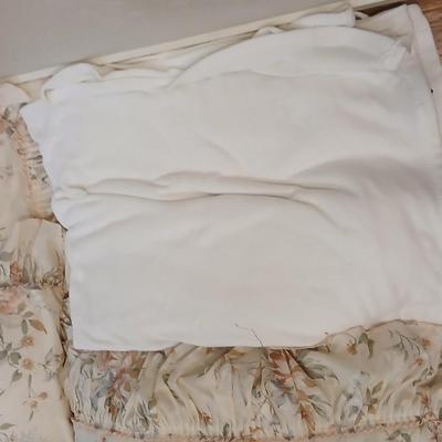 JC Penny quilted bedspread blanket with matching pillowcases and two additional blankets for added warmth!
