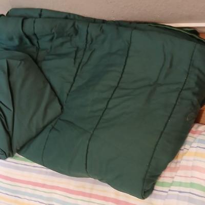 Dan River Inc. Striped colorful comforter Full / queen and a dark green Springs comforter with fitted sheet