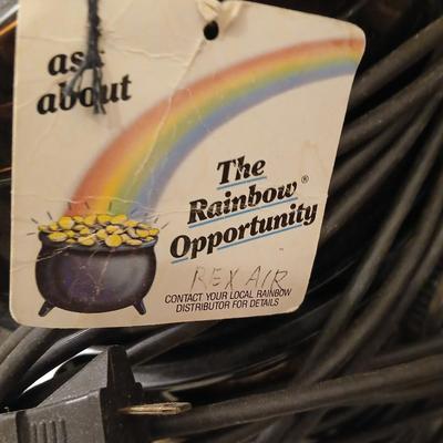 Rainbow canister Vacuum with attachments