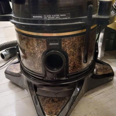 Rainbow canister Vacuum with attachments