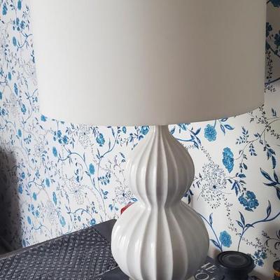 Sale Photo Thumbnail #52: Approx 30 inches tall, drum shade.  No damage.  White porcelain fluted design.