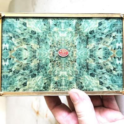 Sale Photo Thumbnail #91: in good condition
top appears to me to be blue, bottom appears to me to be green
