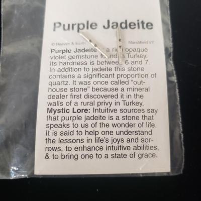 13 'Heaven and Earth' Stone Pendants (ST-KD)