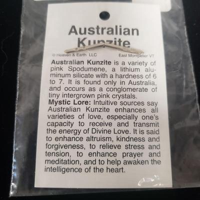 13 'Heaven and Earth' Stone Pendants (ST-KD)