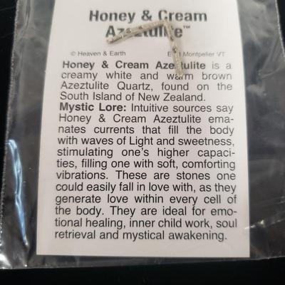 13 'Heaven and Earth' Stone Pendants (ST-KD)