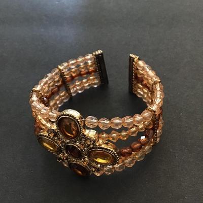 Pretty vintage amber beaded bracelet
