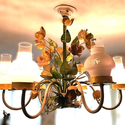 Sale Photo Thumbnail #122: In good condition
you will be removing this lamp if you purchase
