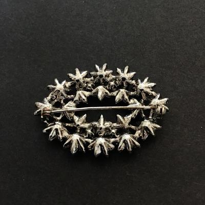 Beautiful Rhinestone brooch pin