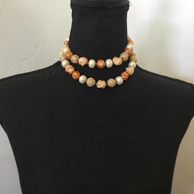 cool looking vintage, chunky golden peach bead choker Necklace