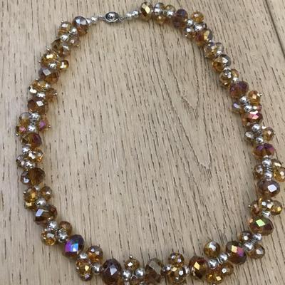 Beautiful Amber colored crystal bead necklace. Very beautiful very nice.
