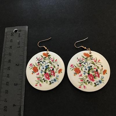 Floral flower white wood disk dangle earrings