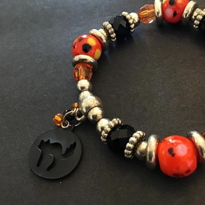 Cute stretch bracelet with cat charm