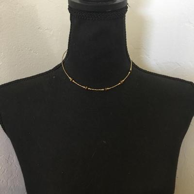 Vintage, gold tone, liquid silver in Tiger‘s eye, dainty necklace with barrel clasp