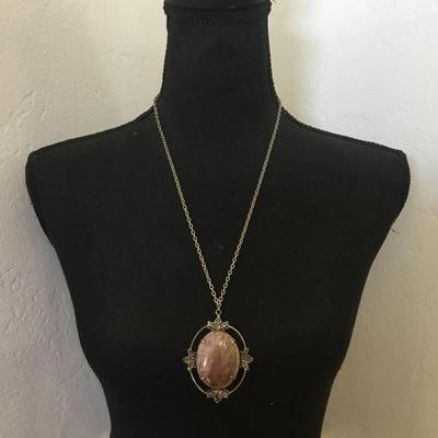 Beautiful vintage Silver-tone large gemstone pendant necklace