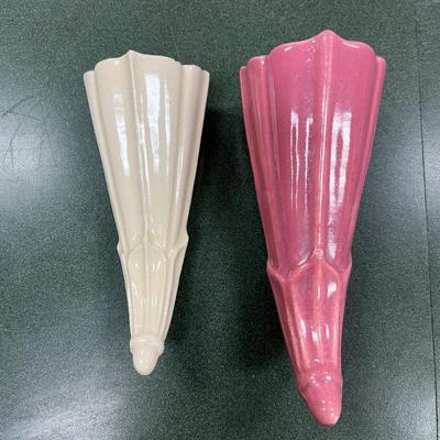 Sale Photo Thumbnail #90: Pair McCoy Cornucopia Horn Wall Pockets.  One Pink and one white.
Pink is 8" long and white 6" long