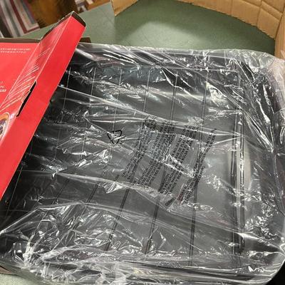 Sale Photo Thumbnail #95: Non Stick Roaster Pan.   New in Box.  Non Stick Interior Surface, includes roasting rack
17'X14"X3.5"