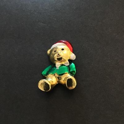 Cute gold tone bear brooch