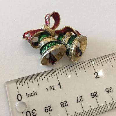 Beautiful vintage Christmas bells, brooch