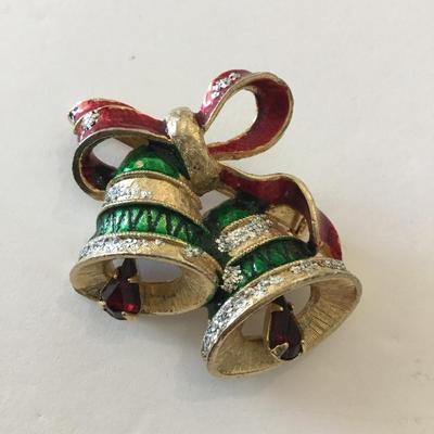 Beautiful vintage Christmas bells, brooch