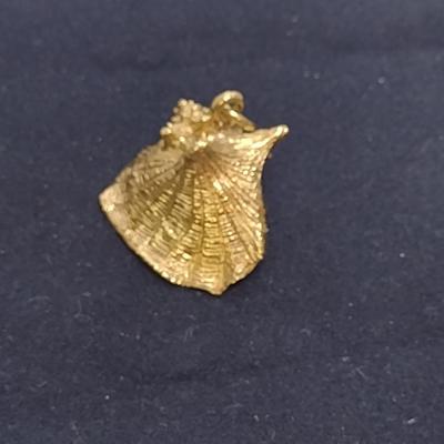 14 Karat Yellow Gold Pendant-Conch Shell Design- Approx Total Weight 10.8 Grams (#60)