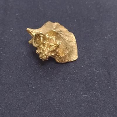14 Karat Yellow Gold Pendant-Conch Shell Design- Approx Total Weight 10.8 Grams (#60)
