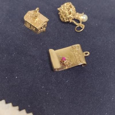 14 Yellow Gold Charms- House, Urn, and Diploma Designs- Approx Total Weight 10.1 Grams (#61)