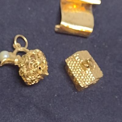 14 Yellow Gold Charms- House, Urn, and Diploma Designs- Approx Total Weight 10.1 Grams (#61)