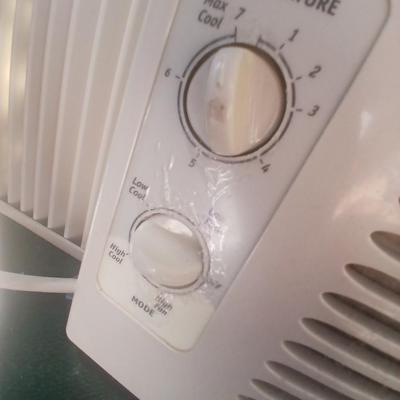 Working Frigidaire air conditioner unit -