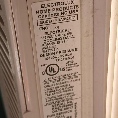 Working Frigidaire air conditioner unit -